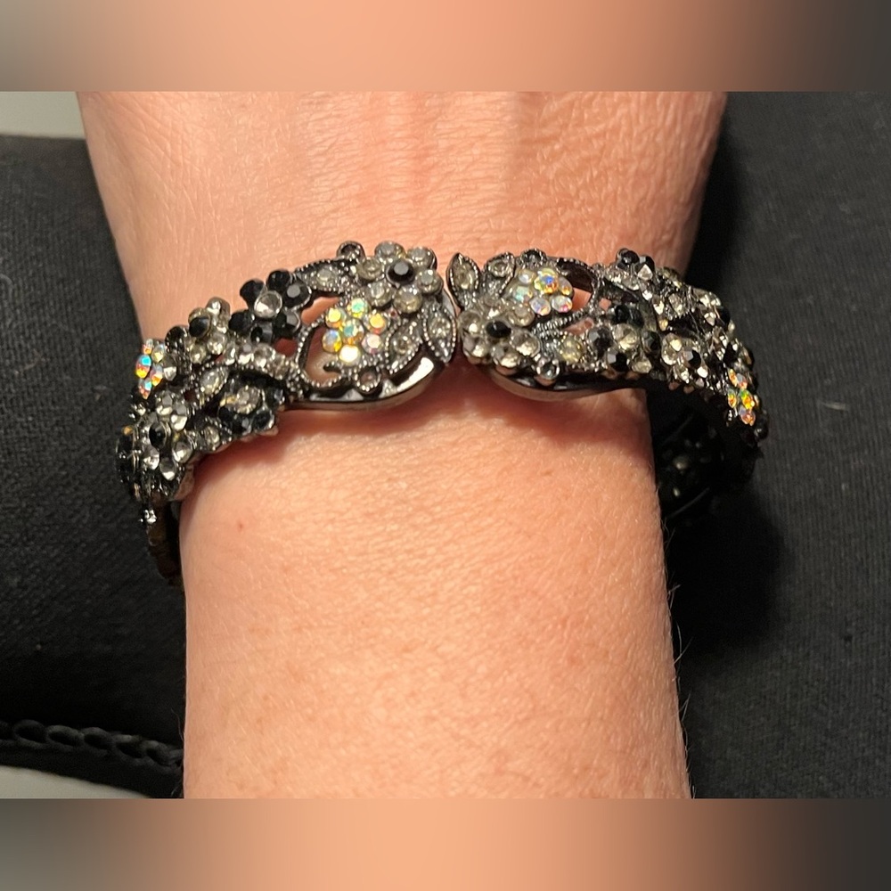 Exquisite Black Filigree with AB crystal rhinestone Vintage Bracelet